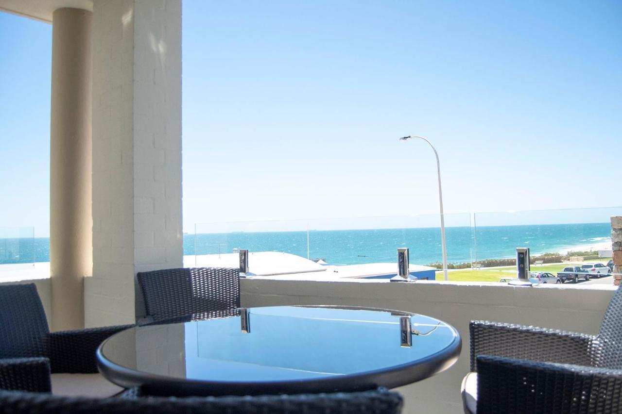 Cottesloe Beach View Apartments #7 Пърт Екстериор снимка
